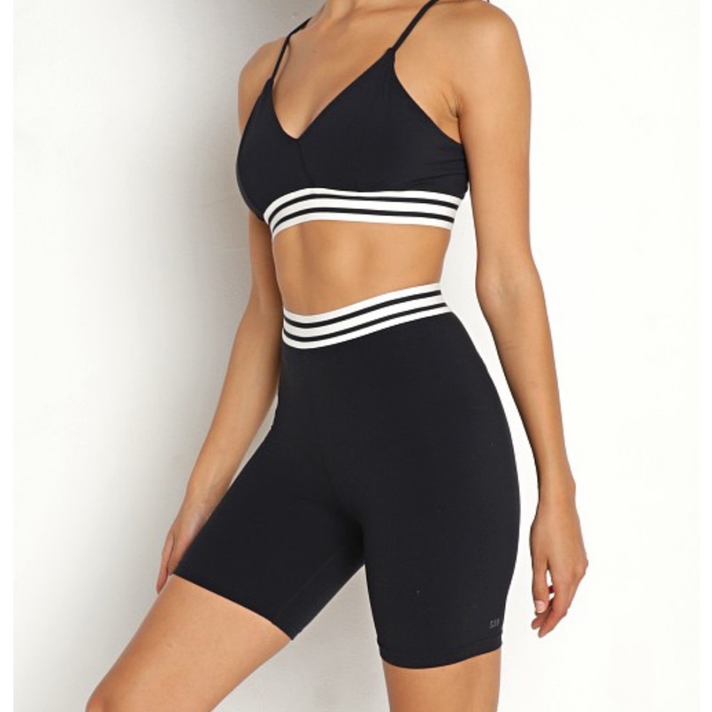 Splits59 roxan airweight shorts size SMALL